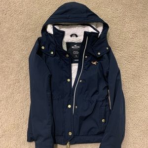 Size small puffer jacket from hollister